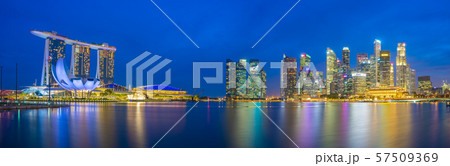 Panorama view of Singapore bay and skyline at night. Panorama view of Singapore bay and skyline at night. 57509369