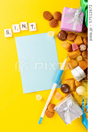 Dutch holiday Sinterklaas background 57512672