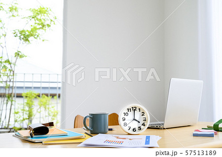 カジュアル・オフィスの時短勤務【時計ピント】 57513189
