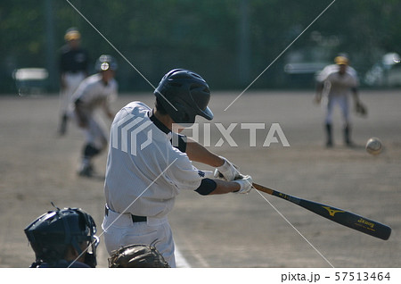 高校野球の試合 57513464