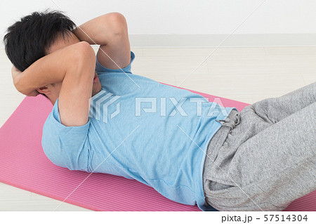 男性 筋トレ 男性 筋トレ 57514304