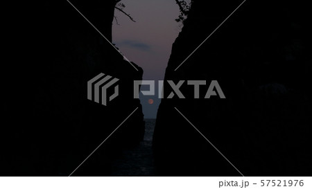 神割崎の中秋の名月 神割崎の中秋の名月 57521976