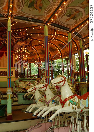 メリーゴーランド としまえん 遊園地 馬車 メリーゴーランド としまえん 遊園地 馬車 57524157