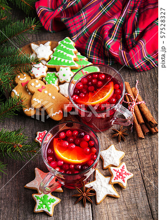 Christmas hot mulled wine 57528327