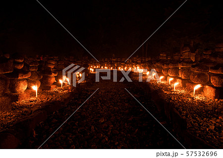 引接寺 万灯供養2019 57532696