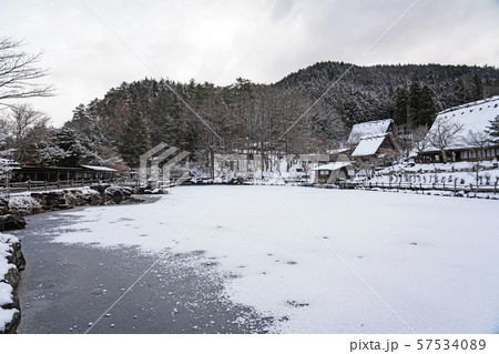 雪の飛騨民俗村　飛騨の里 57534089