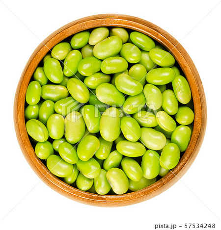 Edamame. Green soybeans in wooden bowl 57534248