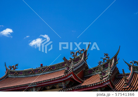 行天宮と青空(台湾・台北) 行天宮と青空(台湾・台北) 57541366