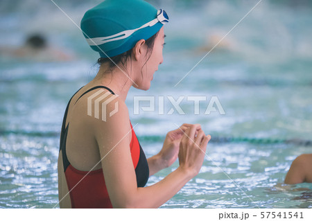 In the pool 57541541