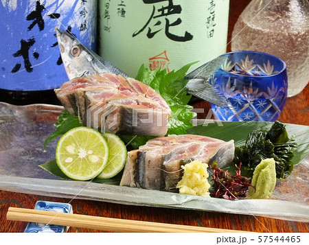秋の味覚　秋刀魚刺身 57544465
