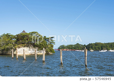 松島　日本三景　島並　島　宮城県 57546945
