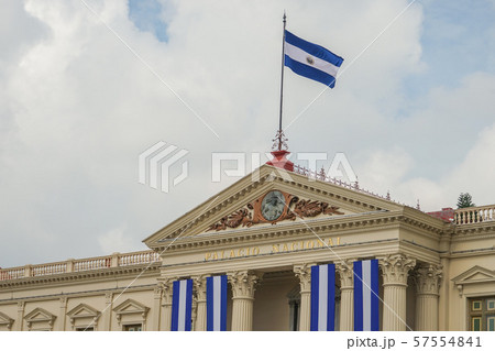 国立宮殿 57554841