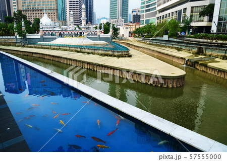 スルタン・アブドゥル・サマド・ジャメ・モスク 57555000