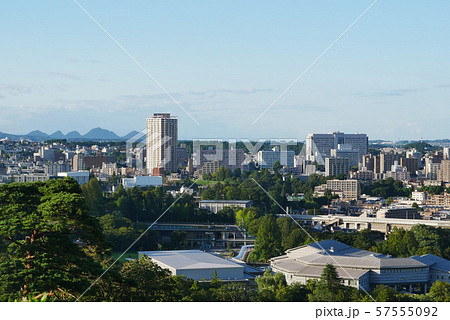 風景自然街建物写真 宮城県仙台市の街を青葉山展望台から見るの写真素材