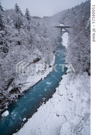 冬の白糸の滝 北海道美瑛町の観光イメージの写真素材