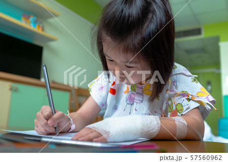 Illness girl admitted in hospital while saline intravenous (IV) on hand. 57560962