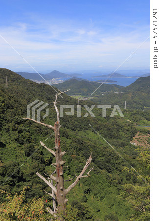 出釈迦寺捨身ヶ嶽禅定から荘内半島、粟島を見る 57571291