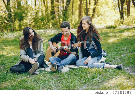 Friends with a guitar Friends with a guitar 57581298