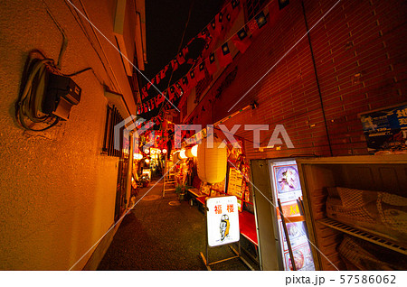 日本の横浜都市景観 横浜中華街・台湾気分が味わえる台南小路 57586062