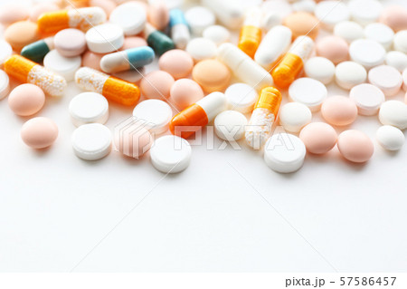 医療イメージ　医薬品 　 57586457