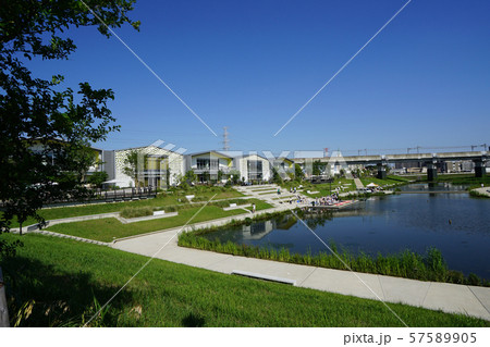 柏の葉T-SITEとアクアテラス風景<千葉県柏市> 柏の葉T-SITEとアクアテラス風景<千葉県柏市> 57589905