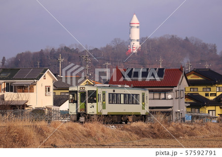 小海線観光列車 HIGH RAIL 1375 (青沼駅) 57592791