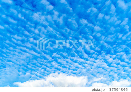 うろこ雲 いわし雲 さば雲 【長野県】 うろこ雲 いわし雲 さば雲 【長野県】 57594346