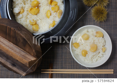 秋のイメージ、栗ご飯 秋のイメージ、栗ご飯 57594624
