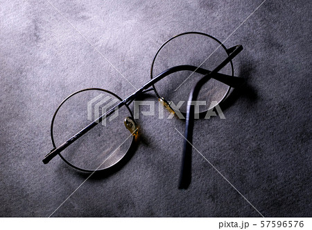 Spectacles close up 57596576