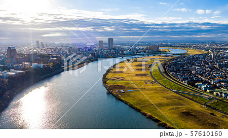 空撮 江戸川矢切付近から川下を望む 空撮 江戸川矢切付近から川下を望む 57610160