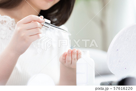 ビューティーイメージ　手元 57616220