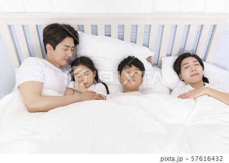 Happy and loving family 383 Happy and loving family 383 57616432