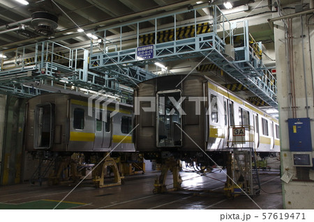 総武線用に転用改造が進む、山手線E231系 総武線用に転用改造が進む、山手線E231系 57619471