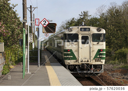男鹿線キハ40(出戸浜駅) 男鹿線キハ40(出戸浜駅) 57620036