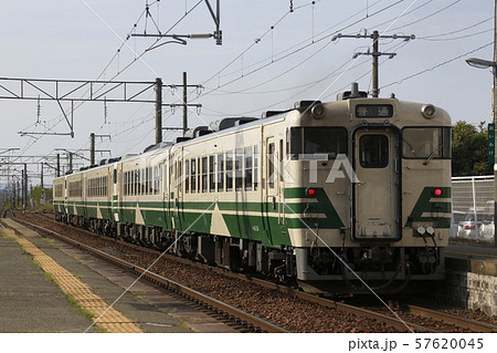 男鹿線キハ40（追分駅） 57620045