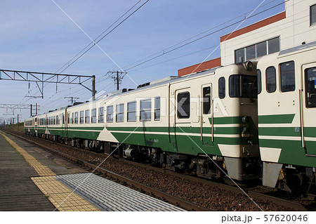 男鹿線キハ48（追分駅） 57620046