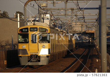 ［SI］西武池袋線2000系電車（準急-8両編成：池袋⇔飯能） 57621363