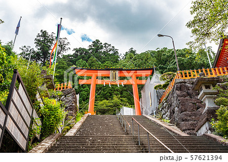 第二の大鳥居と石段 熊野那智大社 第二の大鳥居と石段 熊野那智大社 57621394