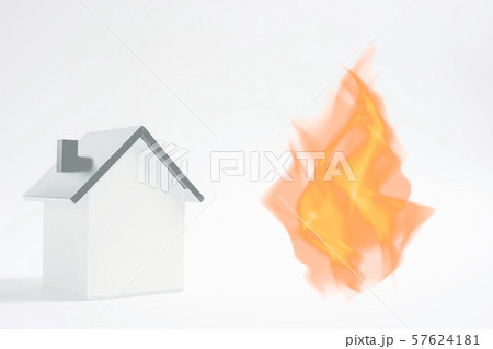 建物や家と火 火事 耐火性 ガス 暖かい部屋などのイメージのイラスト素材
