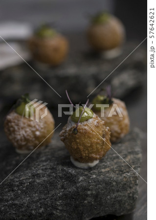 北欧　ノルウェー　オスロ　レストラン　料理 57642621