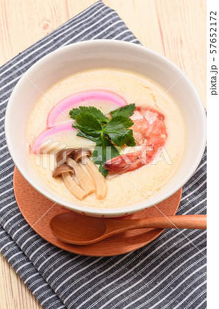 茶碗蒸し 57652172