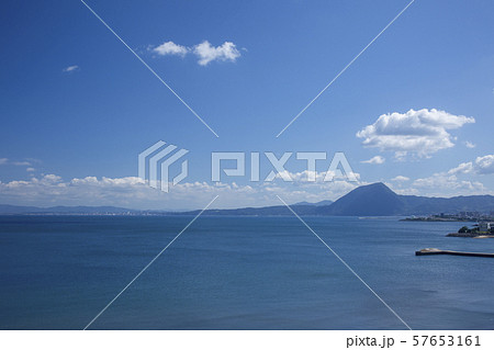 別府湾と高崎山 57653161