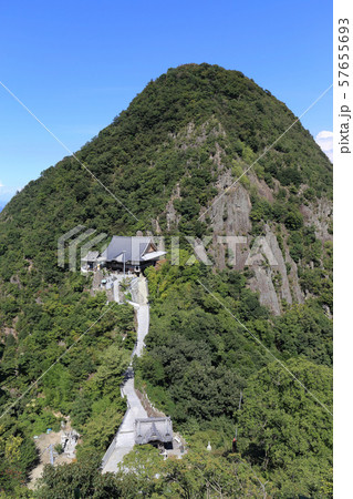 四国霊場第73番札所「出釈迦寺」奥の院 捨身ヶ嶽禅定 四国霊場第73番札所「出釈迦寺」奥の院 捨身ヶ嶽禅定 57655693