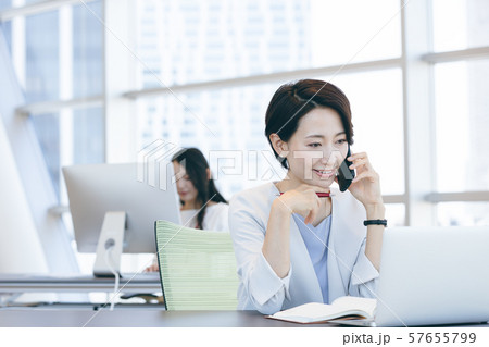 ビジネスイメージ 57655799