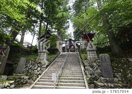 三峯神社 57657054