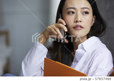 女性　ビジネス 57657466