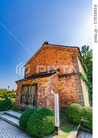 北海道函館 旧開拓使函館支庁書籍庫 57658959