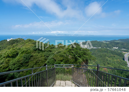 鋸山の地獄のぞき 57661048