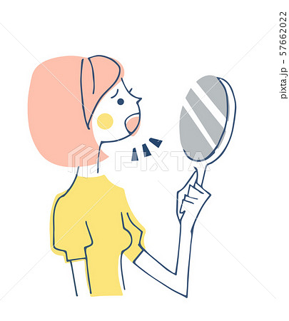鏡で口を見る女性　 57662022