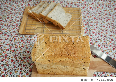 Sandwich Loaf, Bread, Slices (食パン、スライス) Sandwich Loaf, Bread, Slices (食パン、スライス) 57662850